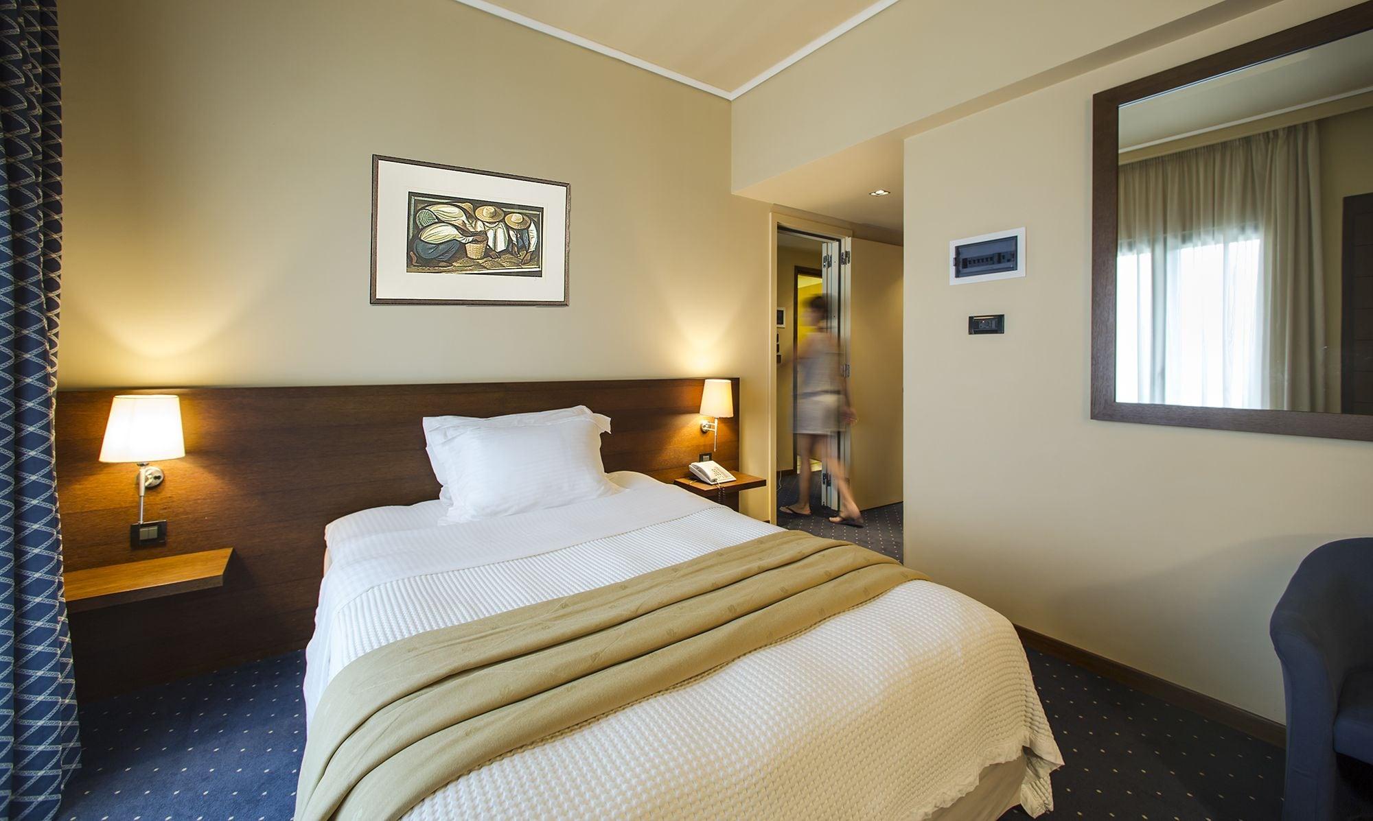 Dekelia Hotel Athén Kültér fotó